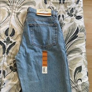 Faded glory classic fit, straight leg